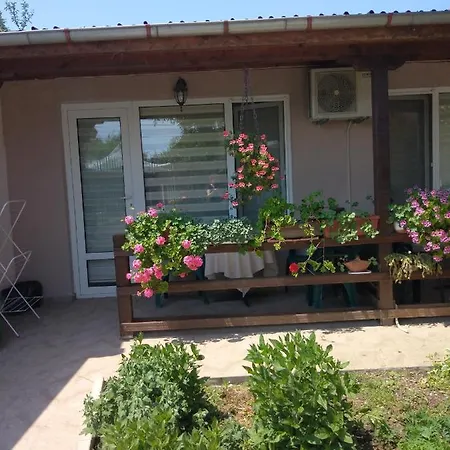 Homestay за гости маги Sinemoretz