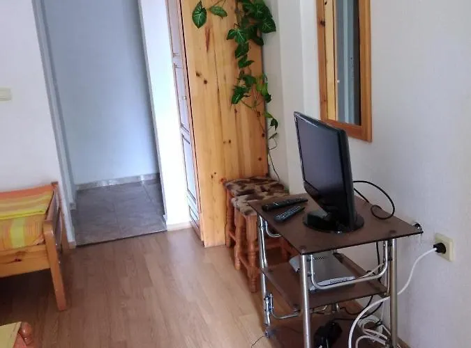 за гости маги Синеморец